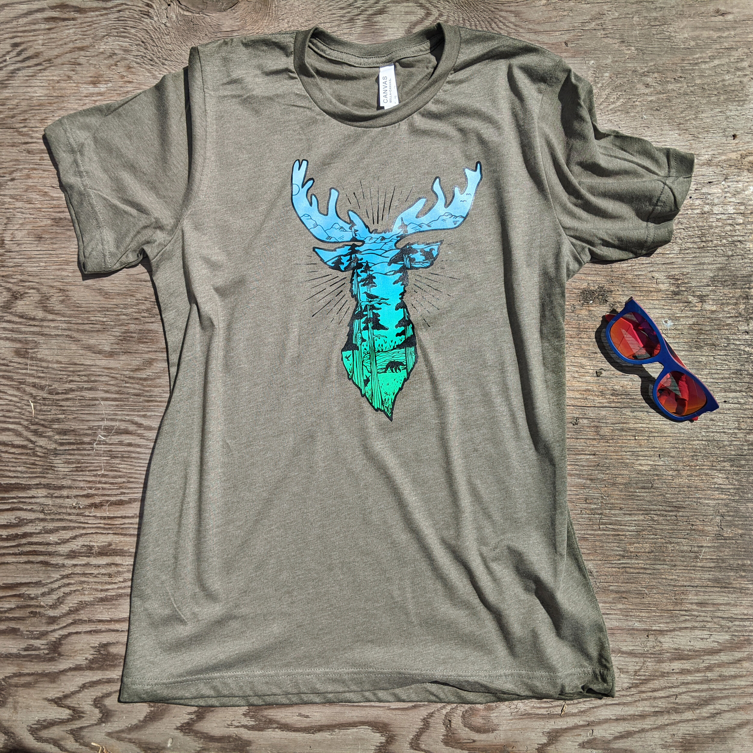Deer Outline T-shirt — Hot Tees